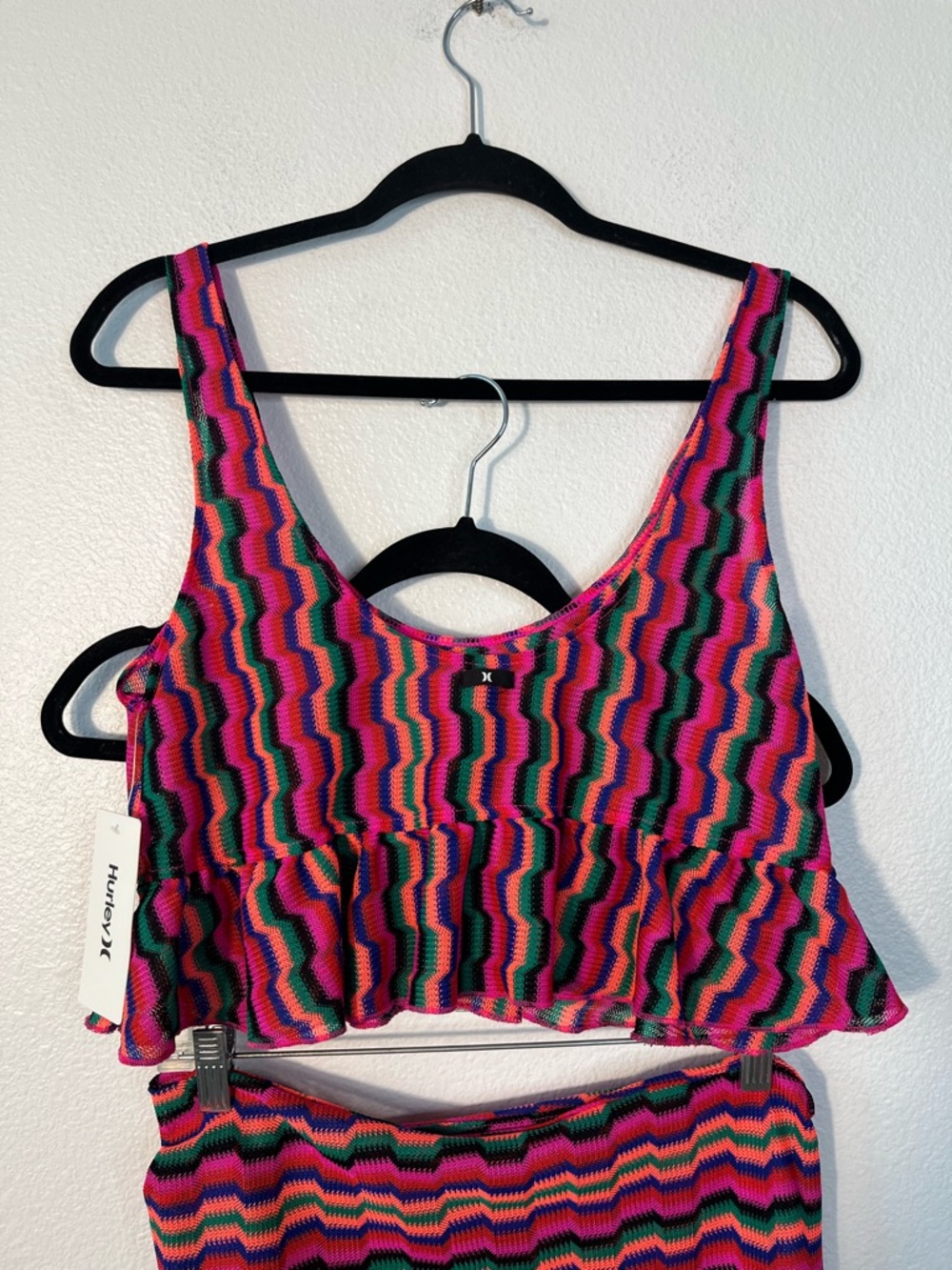 Hurley Zumba Stripe Flounce Tank Top Mesh Wrap Skirt Set Small NWT - Picture 9 of 9
